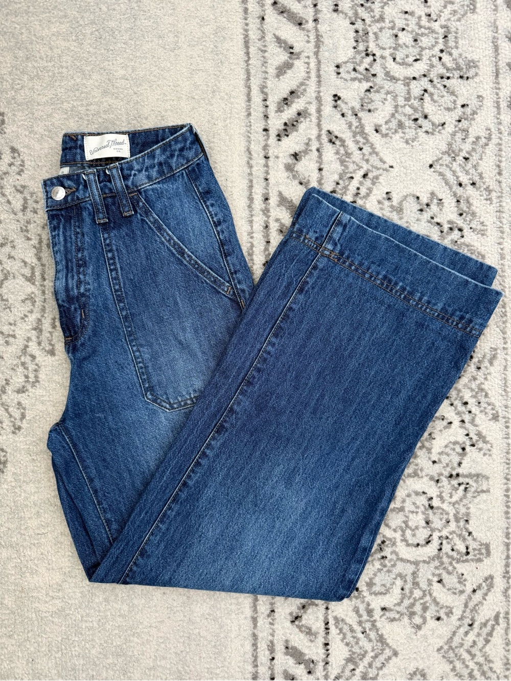 Universal Thread High Rise Wide Leg Jeans Women’s Size 0R Medium Wash